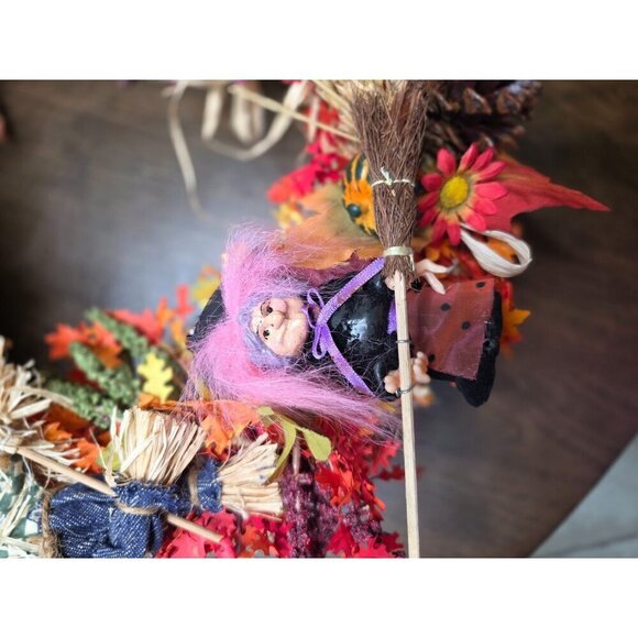Handcrafted Fall Wreath With Mini Scarecrow & Witch Decor Straw Base Autumn Leav - Picture 9 of 14